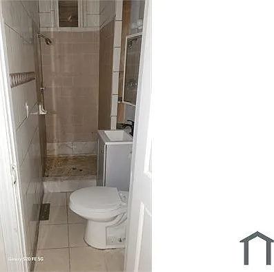 8412 S Buffalo Ave #1F — Photo 2