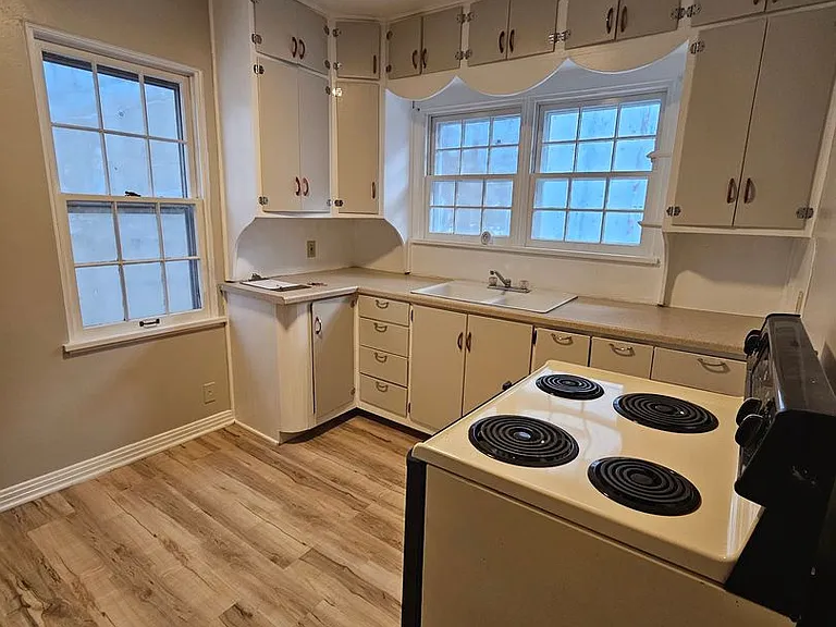 30 Jefferson St — Photo 28