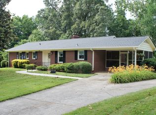 5177 Oxford Dr, Winston Salem, NC 27104