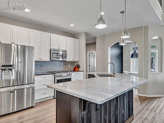 5th image of 5864 Yancey Dr