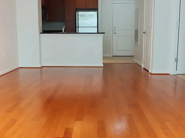 1021 N Garfield St APT 339, Arlington, VA 22201
