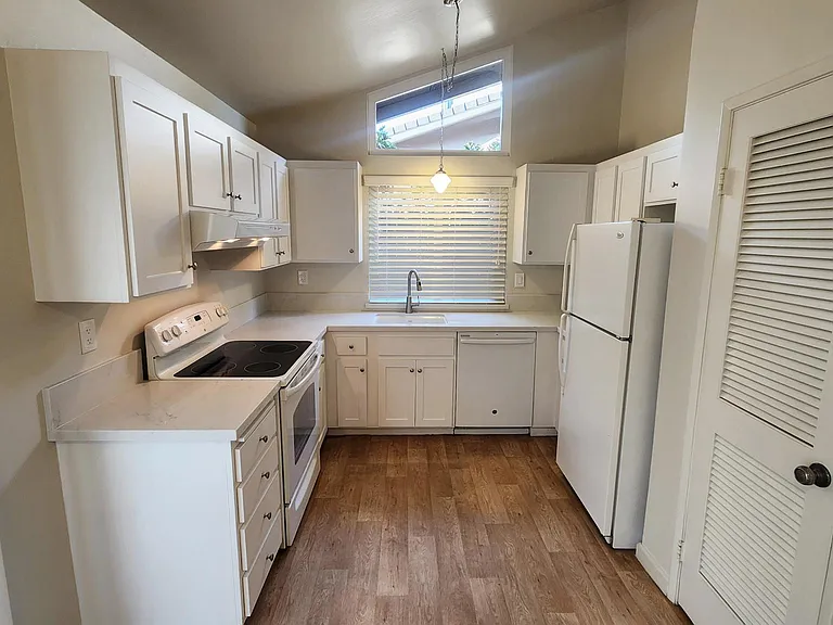 4326 Fair Oaks Blvd — Photo 10