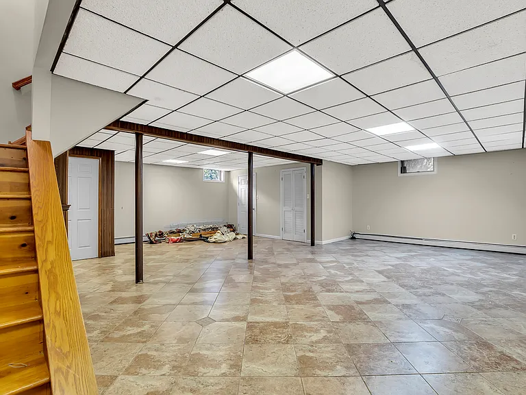 6 Meester St — Photo 48