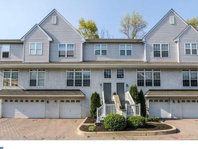 215 Debaptiste Ln, West Chester, PA, 19382