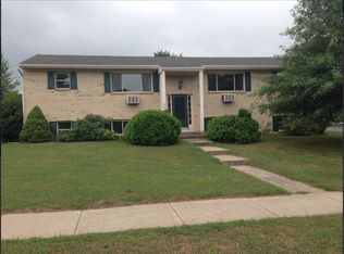 1038 Glenaire Dr NW APT A, Grand Rapids, MI 49544