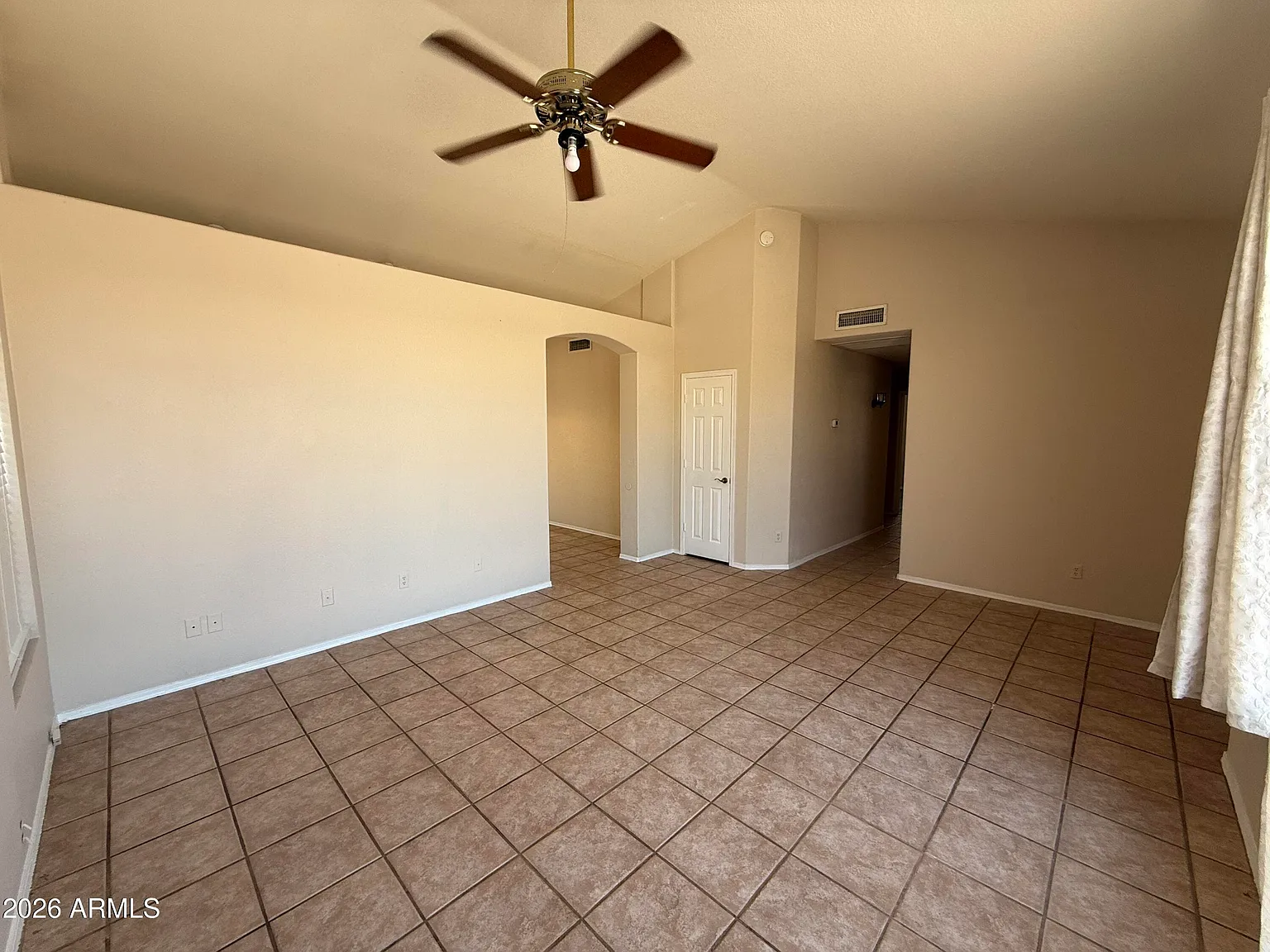 3 bed, 2.0 bath, 1314 sqft, $2,250 — Photo 4