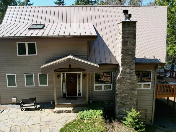 1 McCracken Lane, Bristol, ME 04539