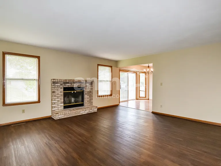 10996 Meadowsweet Ln — Photo 8