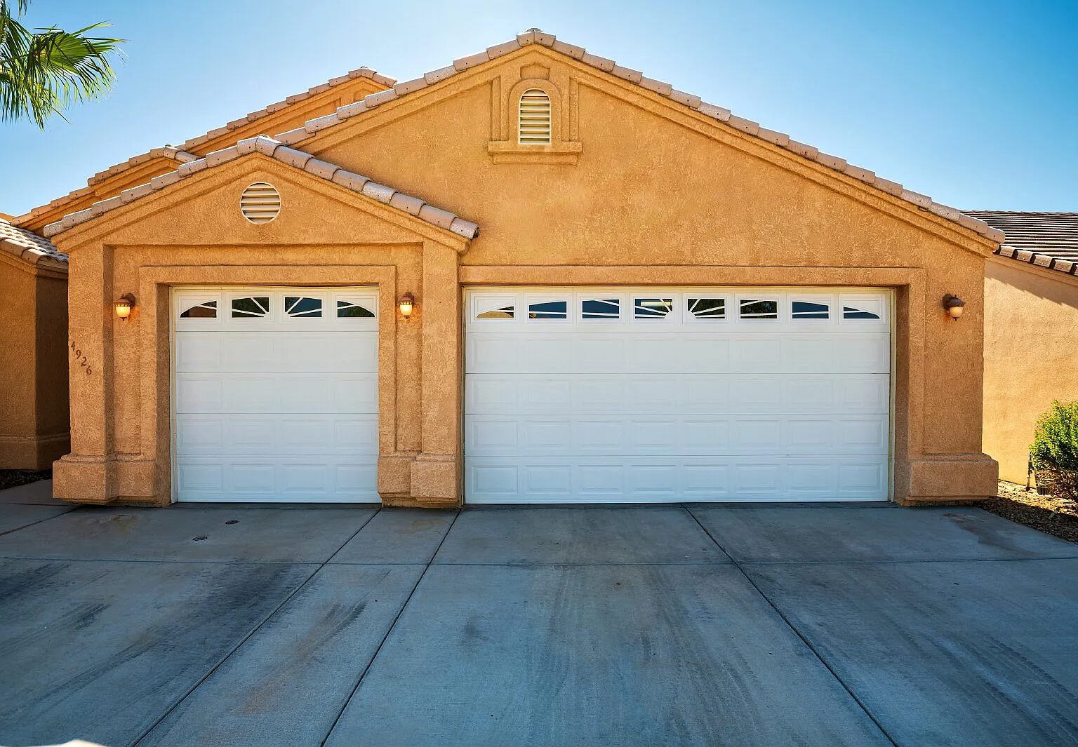 3 bed, 2.0 bath, 2000 sqft, $1,900 — Photo 4