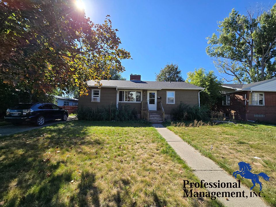 1st image of 818 1/2 Avenue D