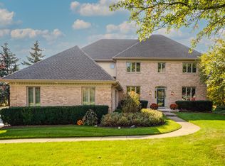 5703 Hampton Dr, Long Grove, IL 60047