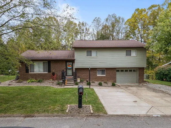 2248 Circle Dr, Milton, WV 25541
