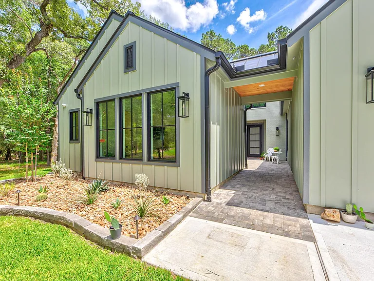 21701 Dan Dr — Photo 3