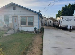 8419 School St, Lamont, CA 93241