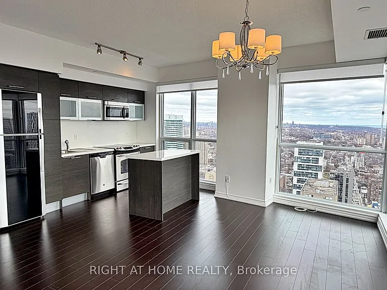 386 Yonge St #4207 — Photo 11
