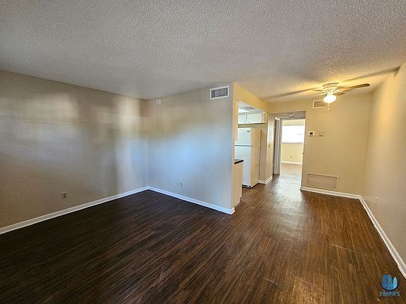 4th image of 209 NW Jefferson Cir N #209-11