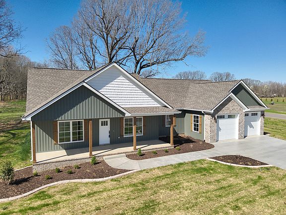 2nd image of 261 Ayly Estates Dr