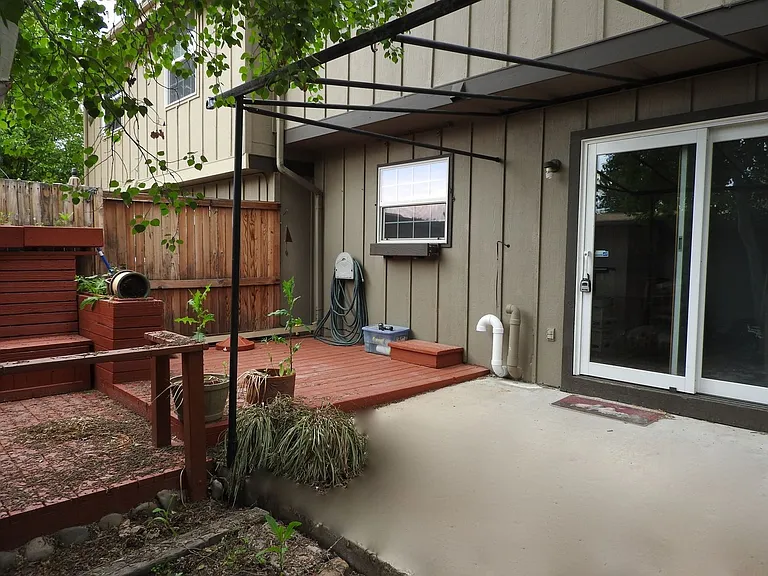 8752 E Amherst Dr #C — Photo 15