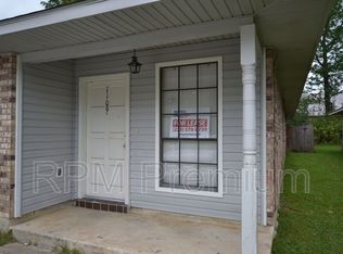 1109 Willow Creek Dr, Zachary, LA 70791