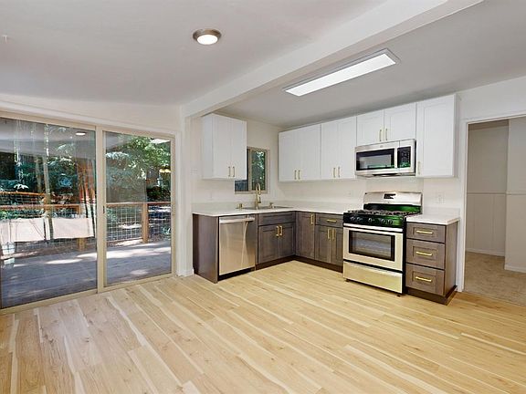 2nd image of 17331 Park Avenue