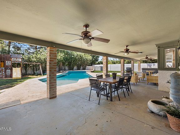 3rd image of 5449 E LARKSPUR Drive