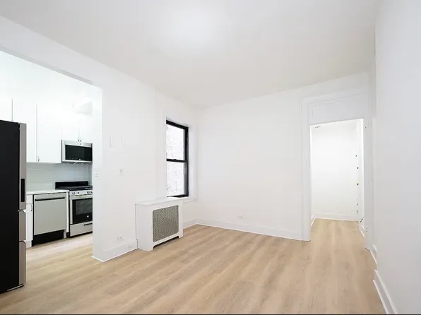 145 West 12th Street image 1 of 16