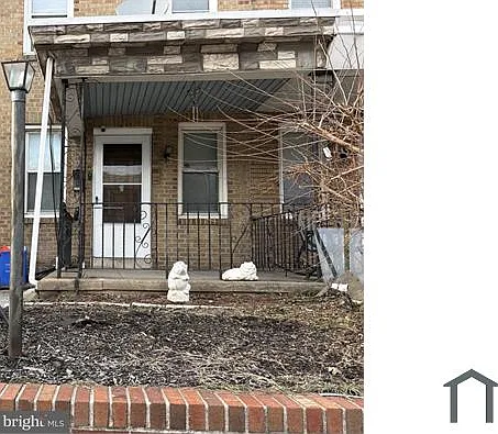 6380 Marsden St — Photo 1