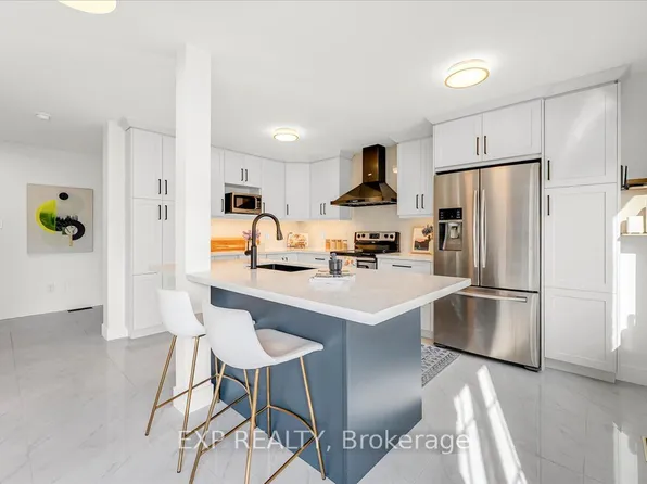 57 Dean Ave, Barrie, ON L4N 0C2