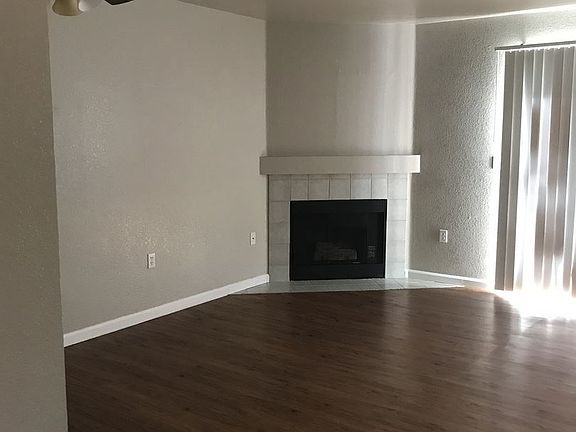5th image of 1165 Burton Dr APT B