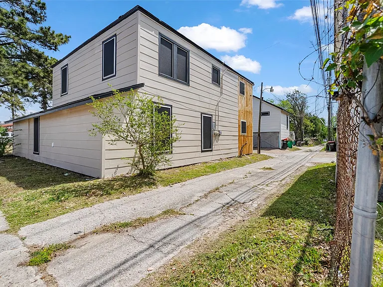 2629 W Main St #1BD — Photo 7