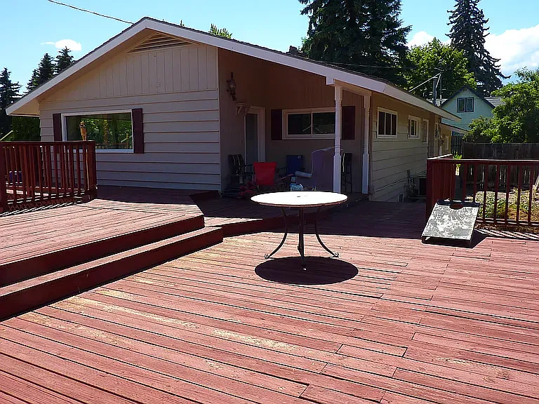 5 bed, 2890 sqft, $650 — Photo 3
