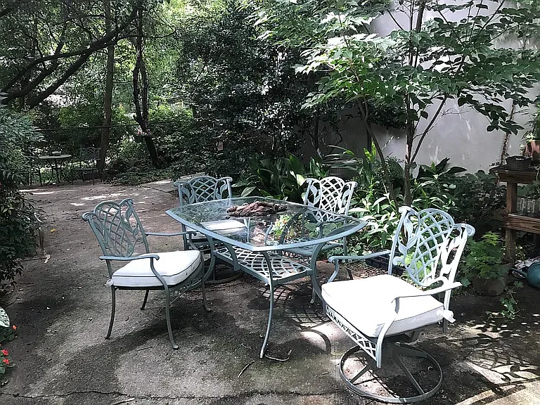 2 bed, 1020 sqft, $2,350 — Photo 4