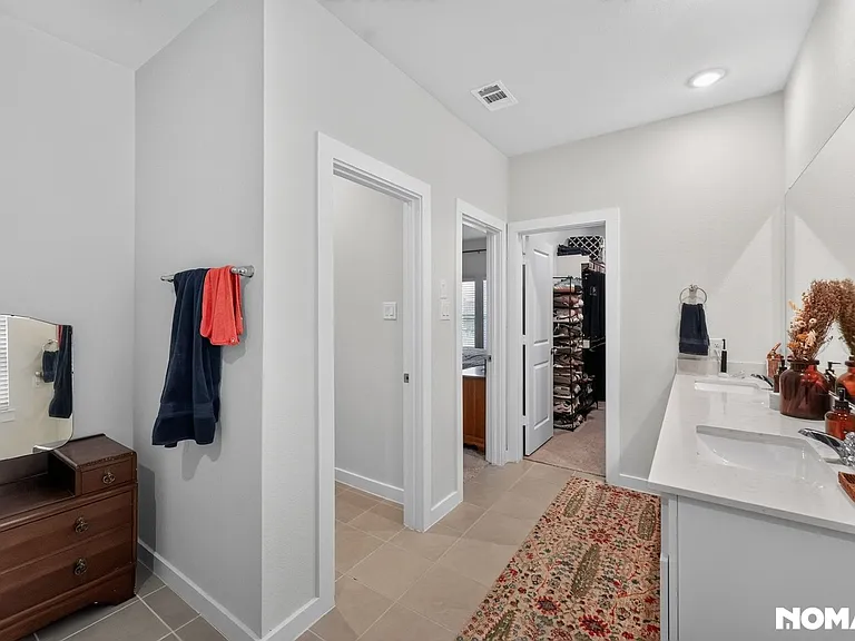 626 Cari Ln — Photo 26