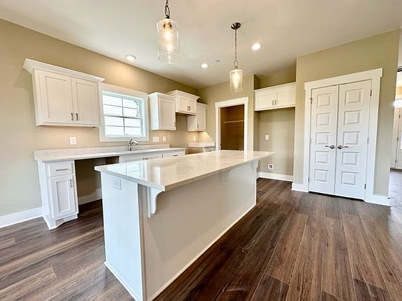 2nd image of 3002 Stonehorn Dr Lot 39