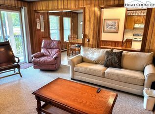 301 Pinnacle Inn Rd #2105, Banner Elk, NC 28604