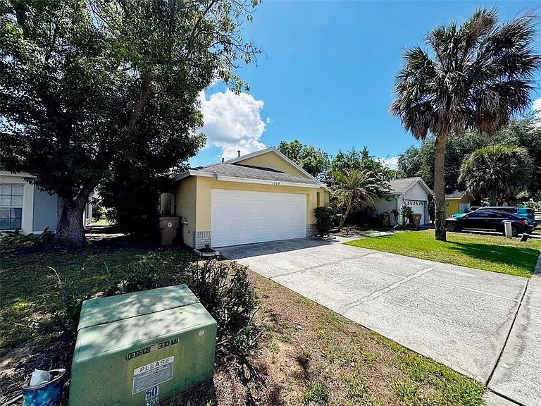 1509 Indian Oaks Trl — Photo 2