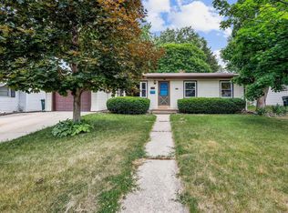 818 Northland Dr, Madison, WI 53704
