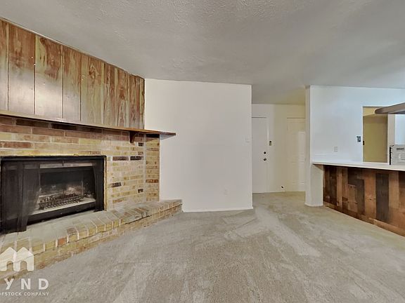 3rd image of 14006 Pinewest Ct