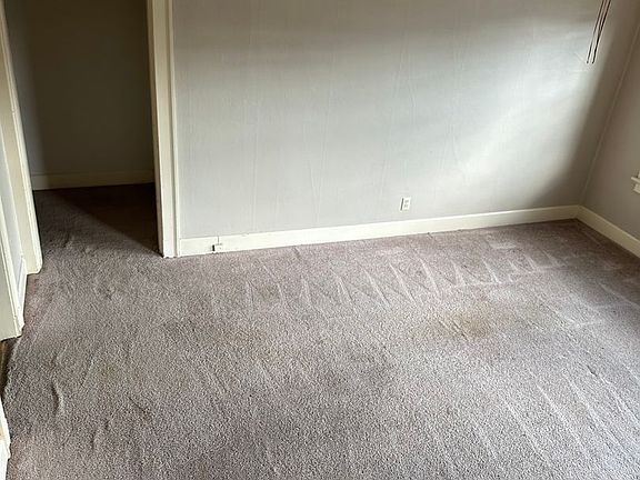4th image of 300 E 1st St #6