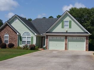 112 Richmond Dr, Carrollton, GA 30117