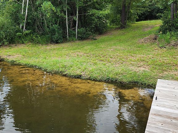 5th image of 433 Buccaneer Dr