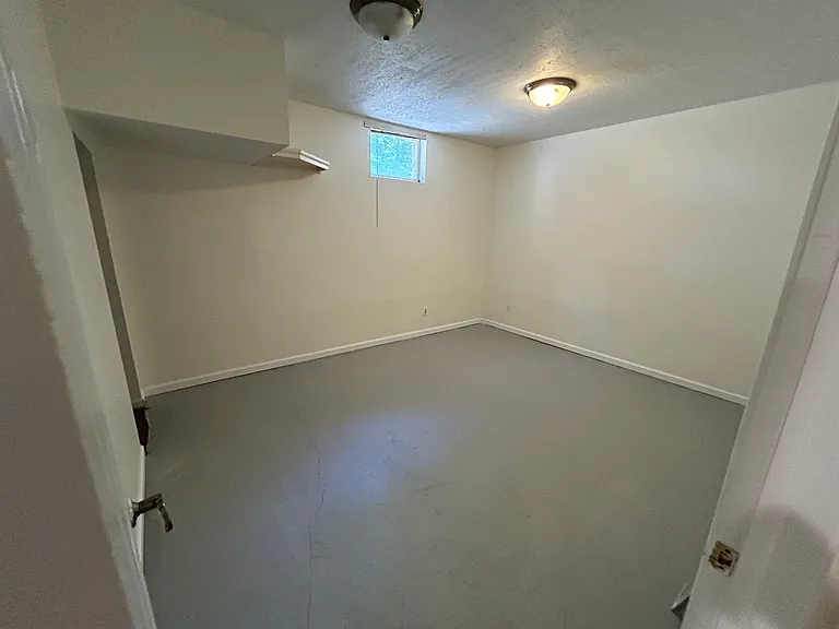 1135 E Saginaw St #1137 — Photo 16
