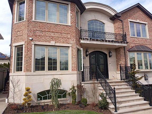 3rd image of 357 Albourne Ave Floor 1