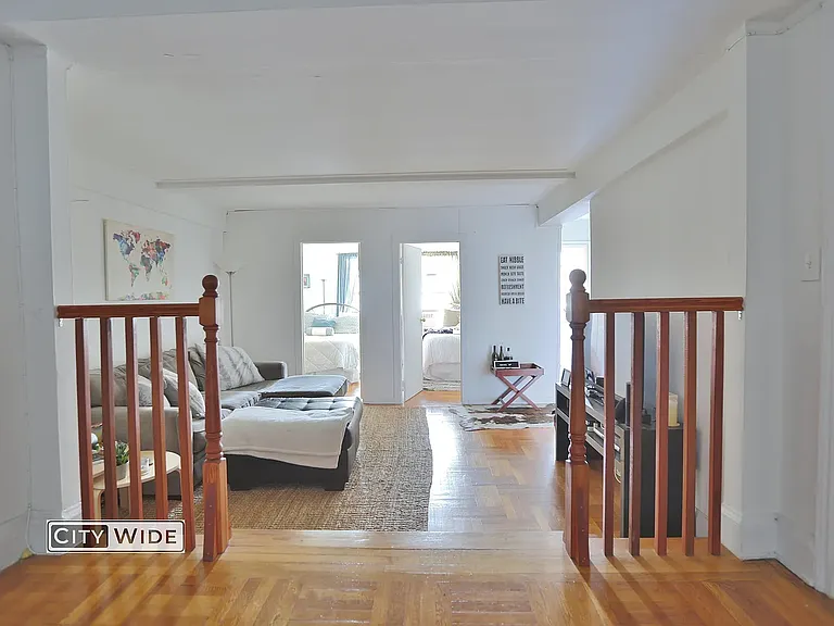 137 E 38th St #2D — Photo 1