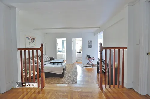 137 E 38th St #2D Photo 1