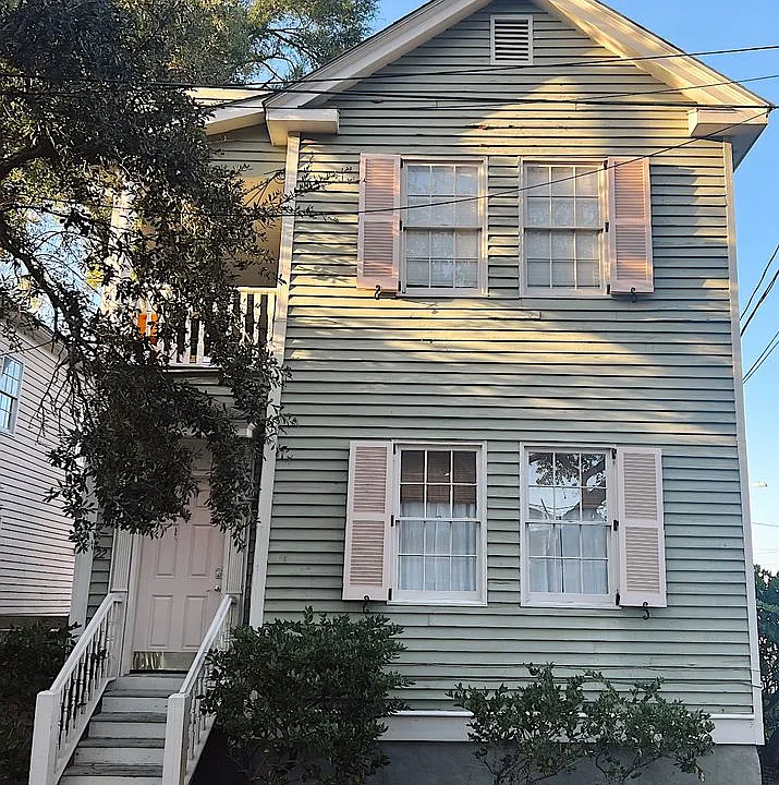 22 Cooper St #B