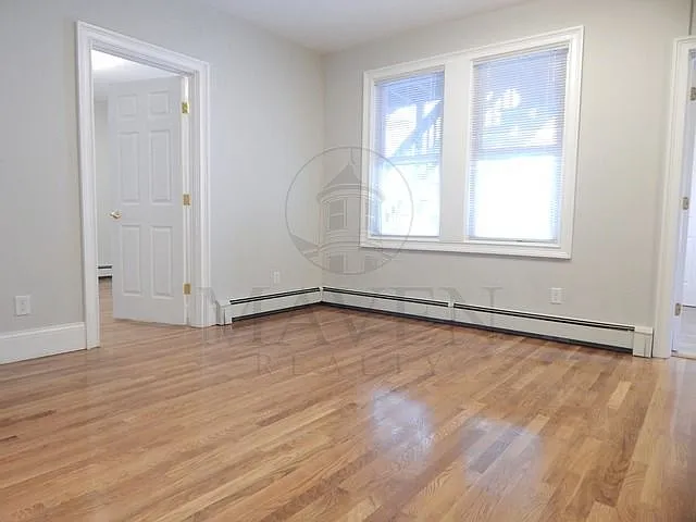 20 Henderson St #1 — Photo 5