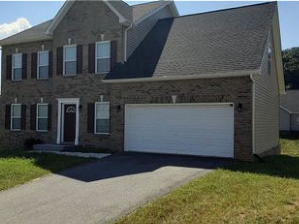 1st image of 1490 Kensington Way