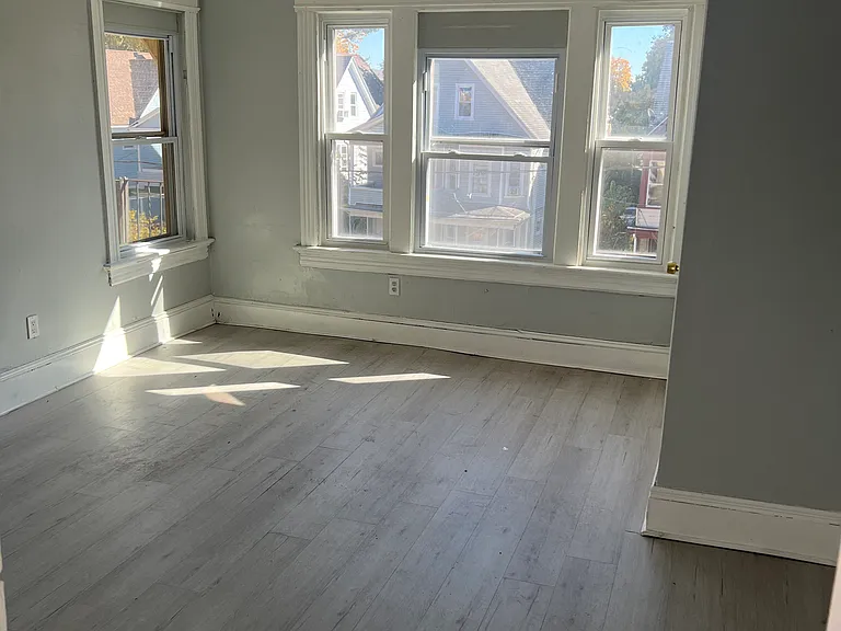 69 Cabot St #3 — Photo 5