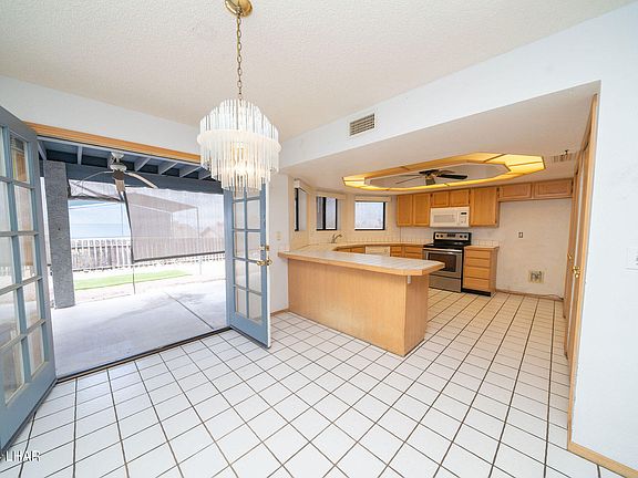 4th image of 1481 Blackfoot Ln N